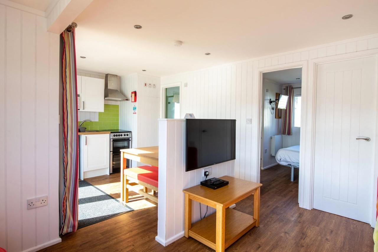 Whitecliff Bay Holiday Park Bembridge Luaran gambar