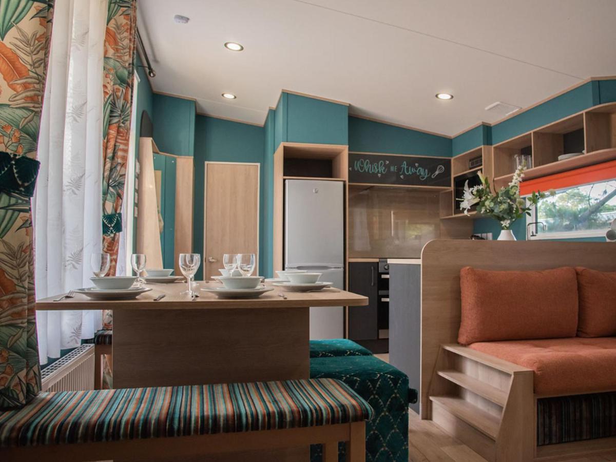 Whitecliff Bay Holiday Park Bembridge Luaran gambar